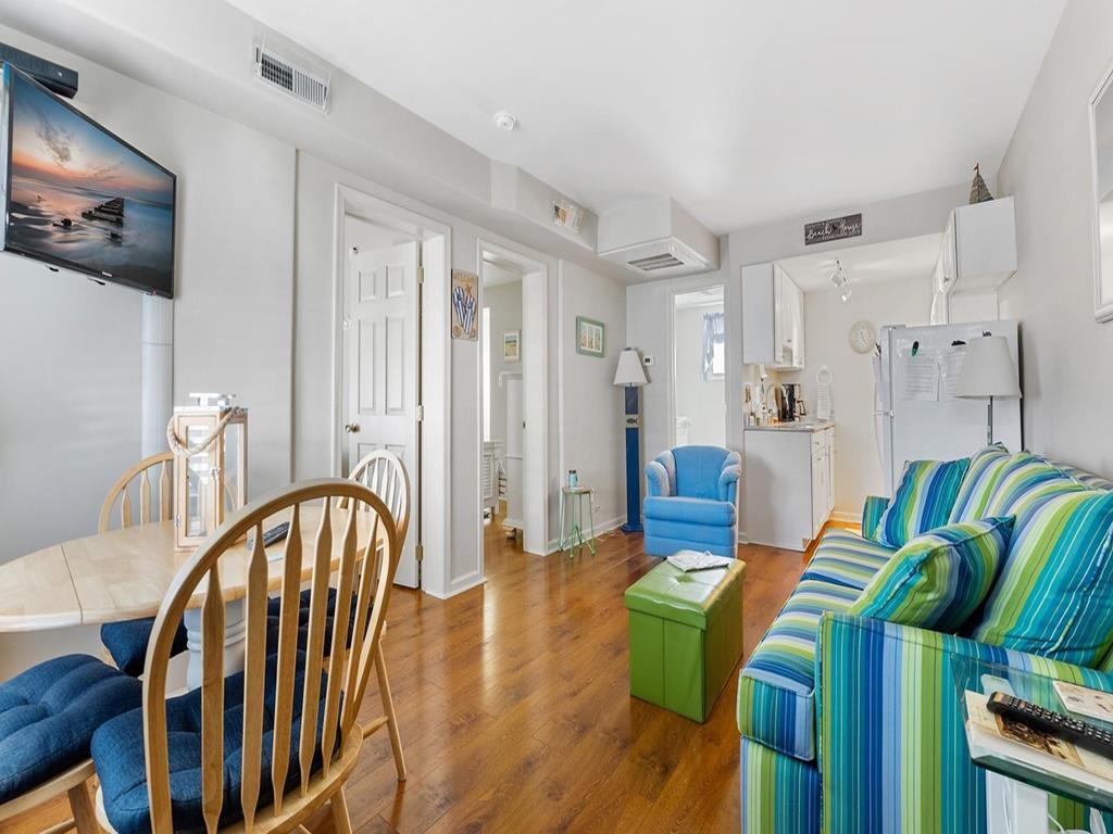 1400 SURF AVENUE ATHENS CONDOS 102 NORTH WILDWOOD SUMMER VACATION